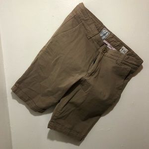 Khaki stretch slim fit short